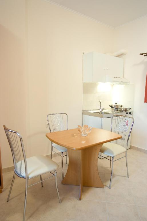 Rooms Nancy Agios Andreas  Rum bild